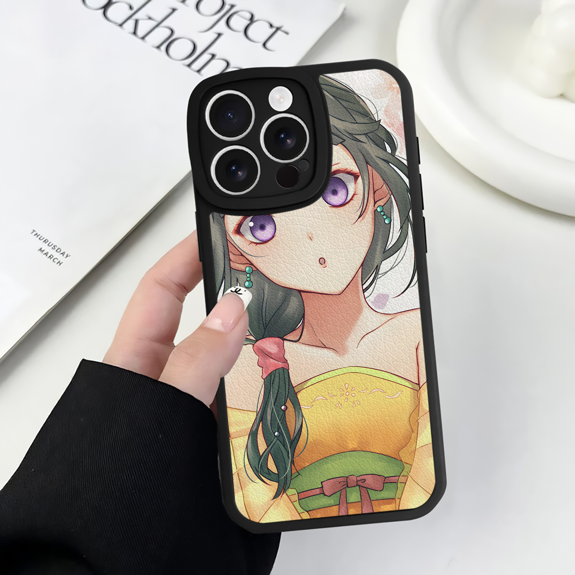 （画像用） 薬屋のひとりごと The Apothecary Diaries 【iPhone 16シリーズ対応】シリコンスマホケース（レザー調） 材質：シリコン